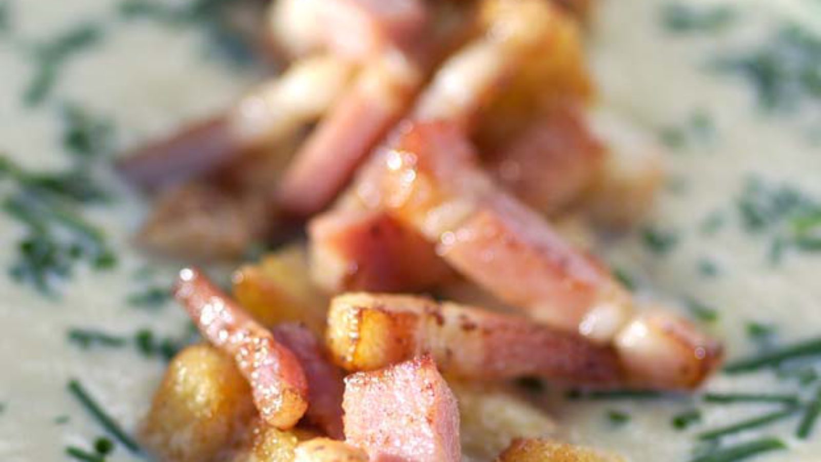 Romig aardappelkaassoepje met Breydelspek Romig aardappelkaassoepje met Breydelspek